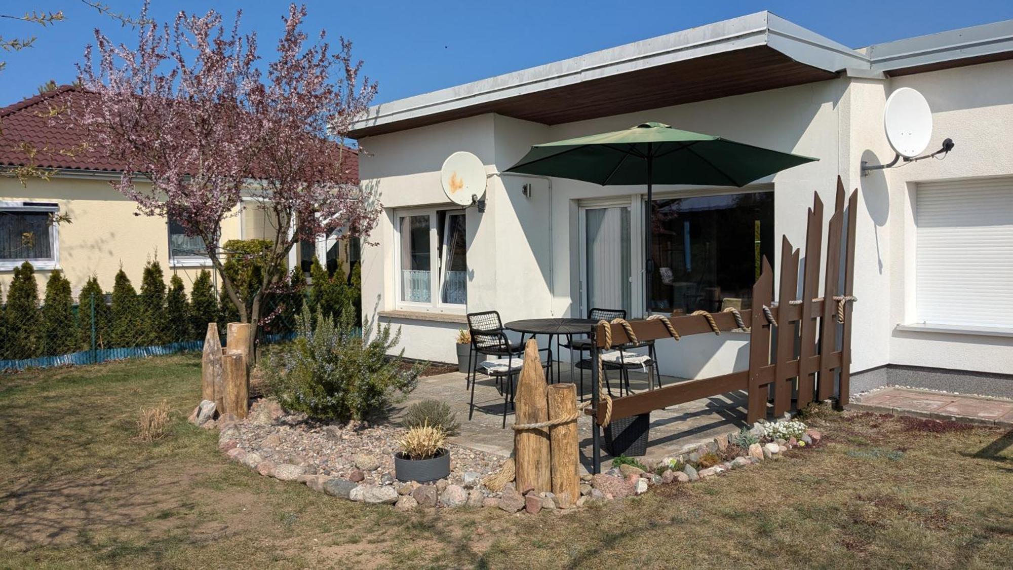 Ferienbungalow Kajuete 코세로우 외부 사진